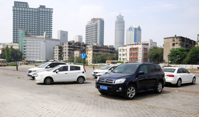 去市妇幼保健院,可以到岭南天地铂顿城停车场停车啦!_佛山在线