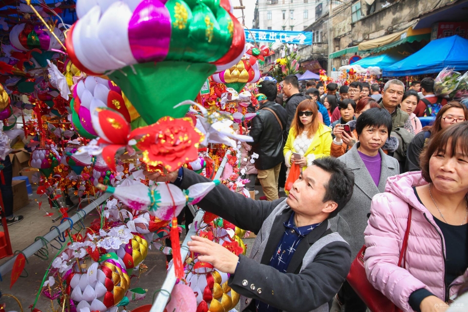 南海罗村乐安花灯会开幕啦,现场超热闹